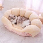 Pet Winter Sleeping Stay Thermal Sofa Bed - Image 3